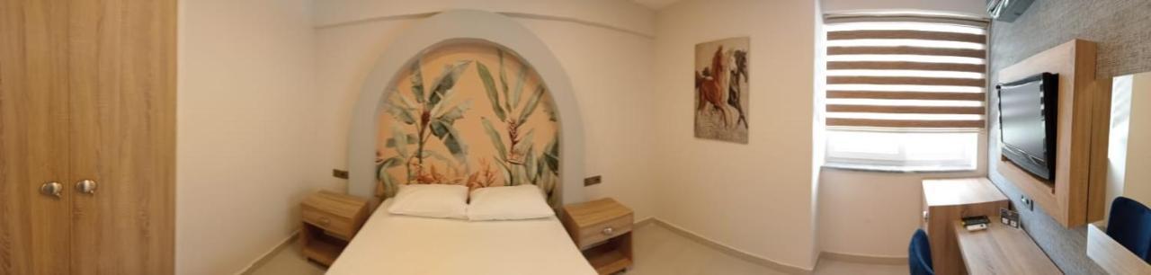 Side Leon Otel Екстериор снимка